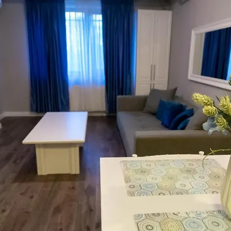 White Apartment Appartamento *